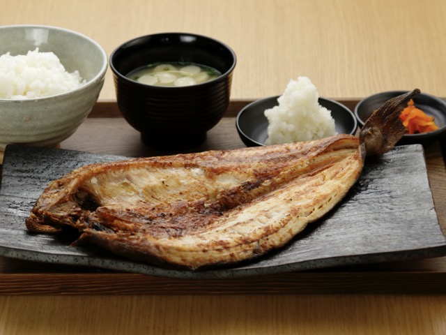 特大真ホッケ開き定食