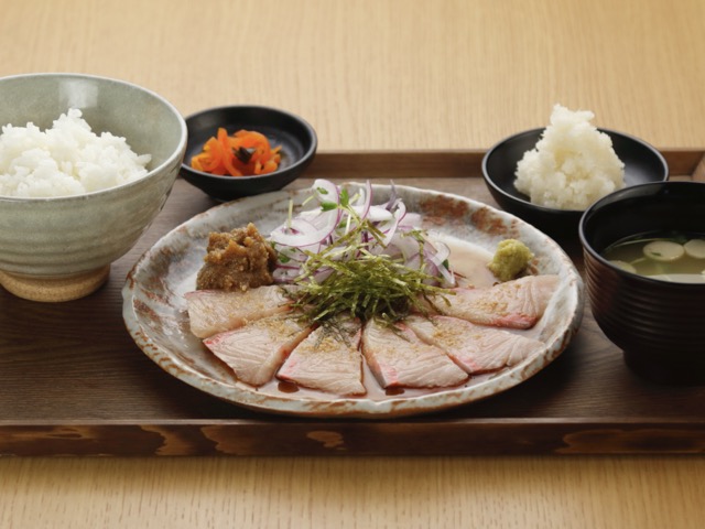 やみつき胡麻ブリ定食